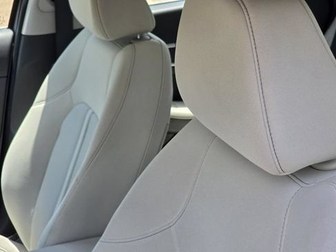 Used 2025 Hyundai Sonata SEL FWD image 32