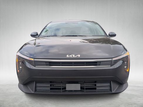 New 2025 Kia K4 LXS image 8