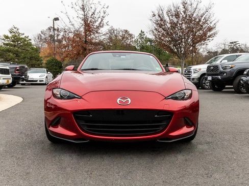 Used 2020 MAZDA MX-5 Miata RF Grand Touring image 2
