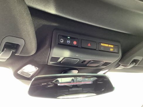 Used 2020 Chevrolet Corvette Stingray Coupe w/ Z51 Performance Package image 17