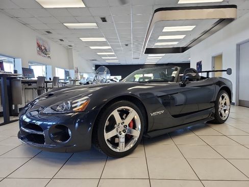 Used 2006 Dodge Viper SRT-10 RWD image 8
