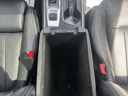 Used 2019 Subaru Ascent Limited w/ Popular Package #3 AWD/4WD image 17
