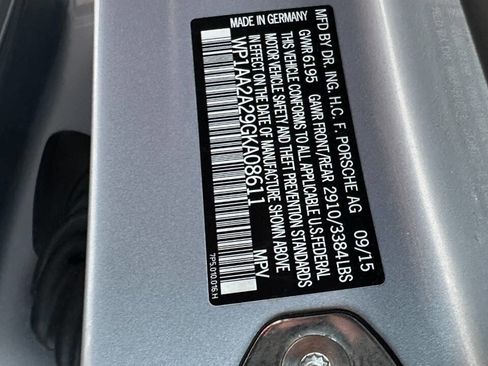 Used 2016 Porsche Cayenne image 38