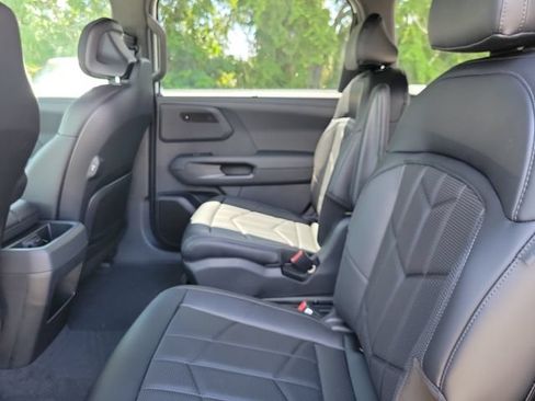 New 2027 Kia Telluride SX X-Line AWD/4WD image 10