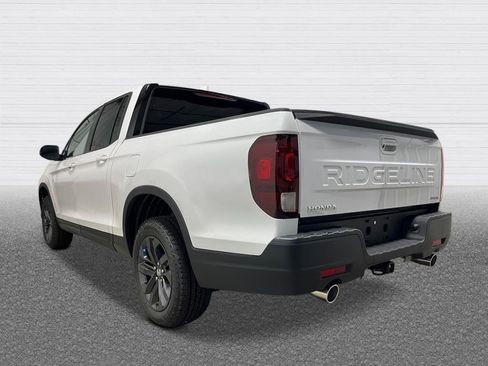 New 2026 Honda Ridgeline Sport image 3