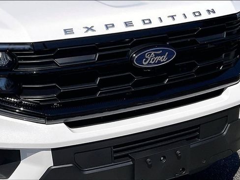 Certified 2025 Ford Expedition Max Active RWD image 28