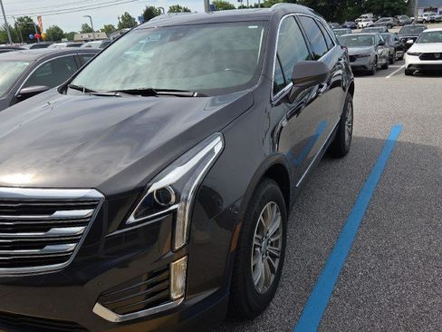 Used 2019 Cadillac XT5 Luxury FWD image 3