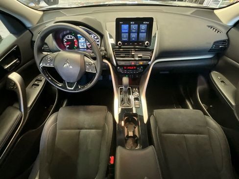 Used 2025 Mitsubishi Eclipse Cross SE image 17