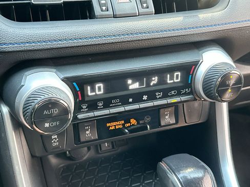 Used 2022 Toyota RAV4 XSE image 18