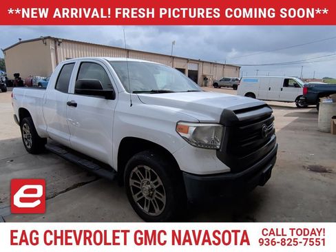 Used 2015 Toyota Tundra SR AWD/4WD image 1