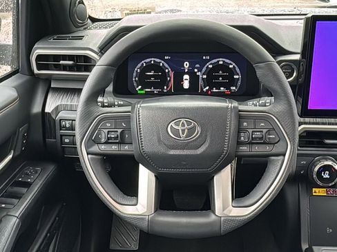 New 2026 Toyota 4Runner 4WD image 24