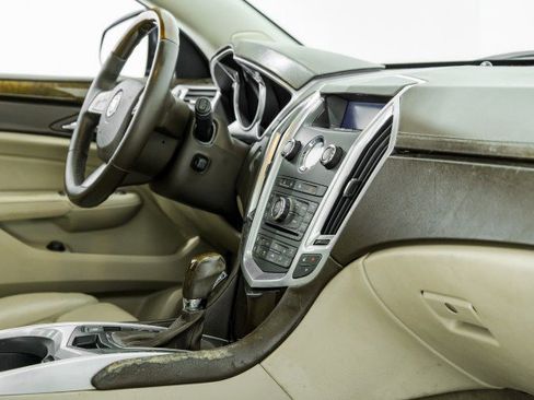 Used 2010 Cadillac SRX Luxury image 24