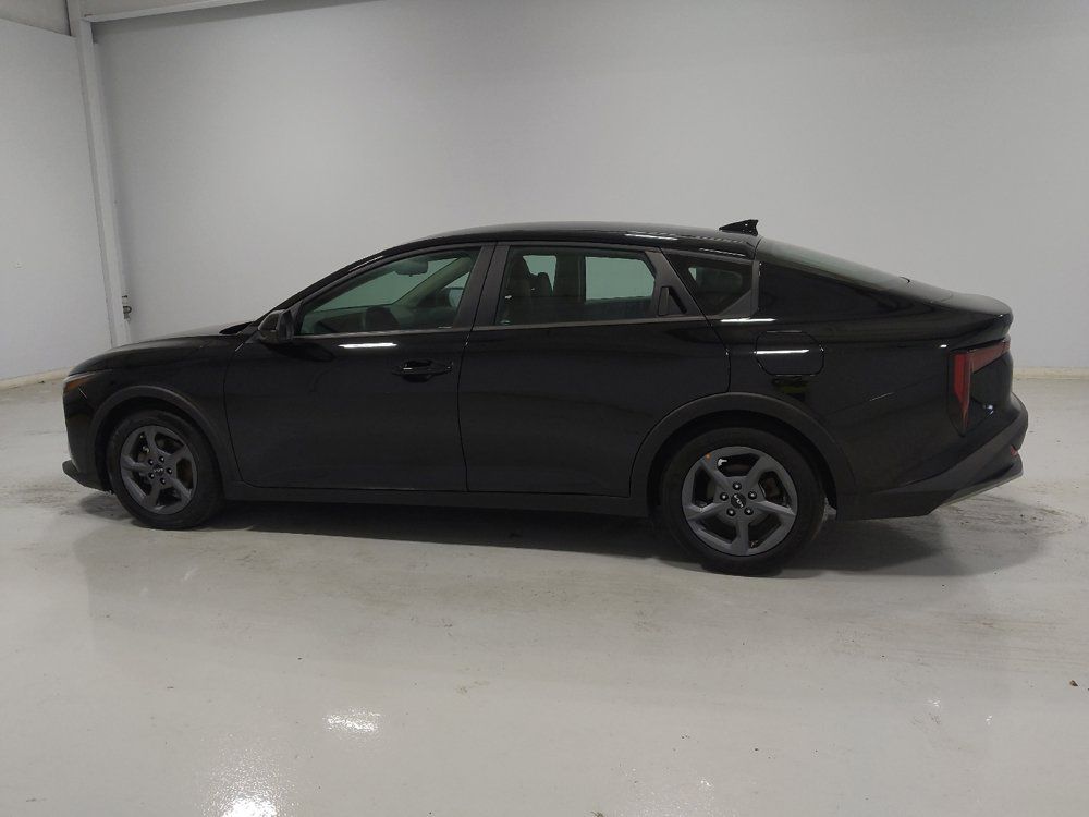 Used 2025 Kia K4 FWD image 3