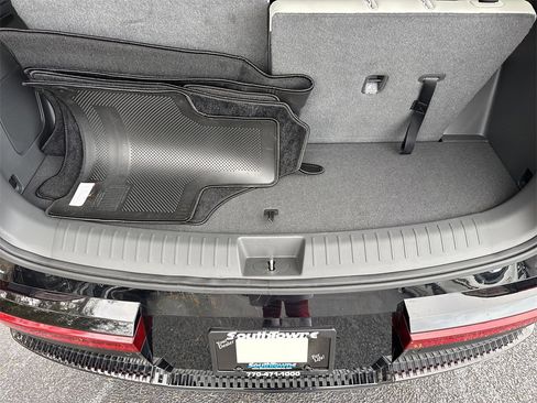 Used 2024 Hyundai Santa Fe Calligraphy image 18