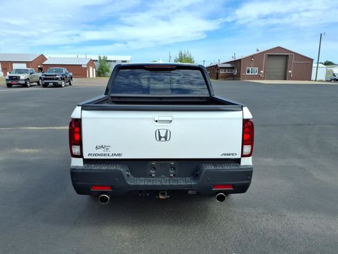 Used 2023 Honda Ridgeline Black Edition image 4