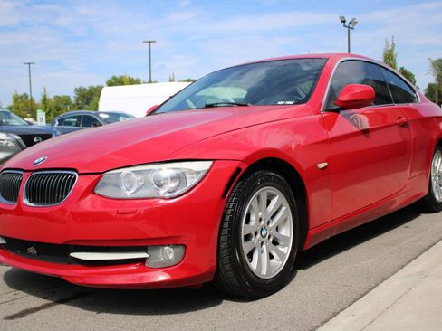 Used 2013 BMW 328i xDrive Coupe image 3