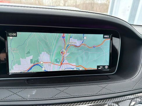 Used 2017 Mercedes-Benz S 63 AMG 4MATIC Sedan image 19