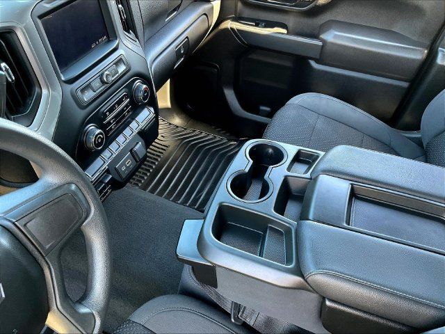 Certified 2022 Chevrolet Silverado 2500 Custom w/ Custom Value Package AWD/4WD image 21