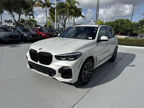 Used 2020 BMW X5 xDrive40i w/ M Sport Package AWD/4WD image 9