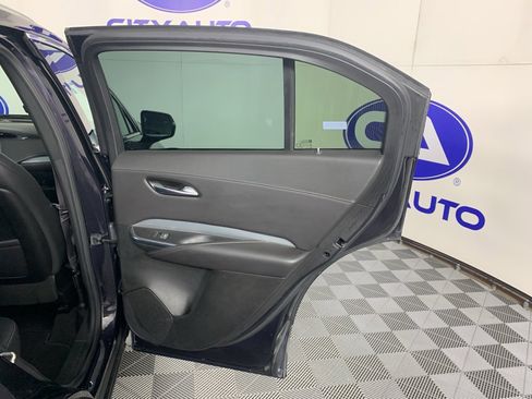 Used 2023 Cadillac XT4 Premium Luxury image 37