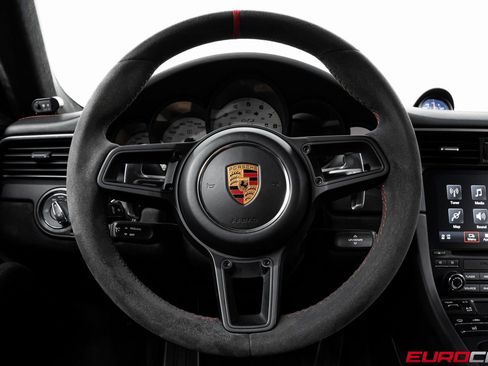 Used 2018 Porsche 911 GT3 image 27