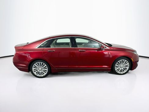 Used 2016 Lincoln MKZ FWD image 10