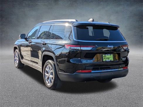 Certified 2022 Jeep Grand Cherokee L Limited w/ Trailer Tow Group (B) image 6