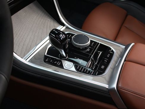 Used 2026 BMW 840i xDrive Convertible w/ Comfort Seating Package AWD/4WD image 44