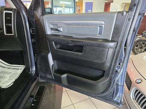 Used 2021 RAM 1500 Classic SLT image 13