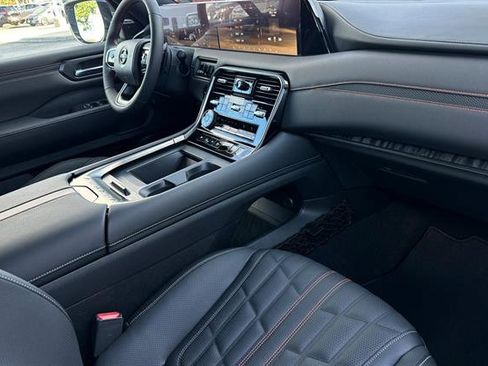 New 2026 Nissan Armada PRO-4X image 18