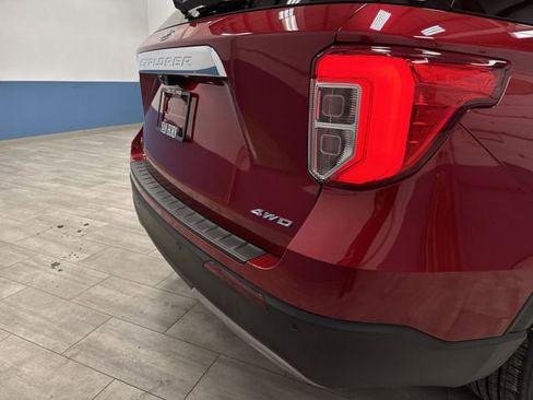 Used 2023 Ford Explorer XLT w/ Equipment Group 202A image 33