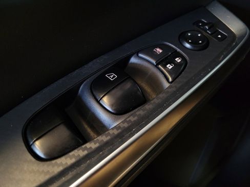 Used 2020 Nissan Sentra SR FWD image 27