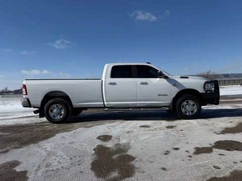 Used 2019 RAM 2500 Big Horn image 14