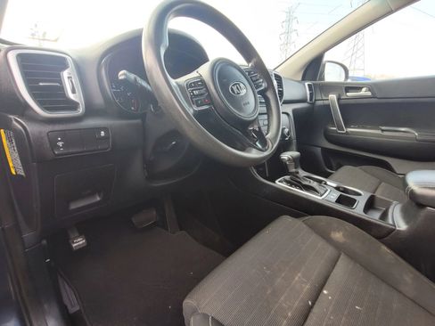 Used 2018 Kia Sportage LX FWD image 18