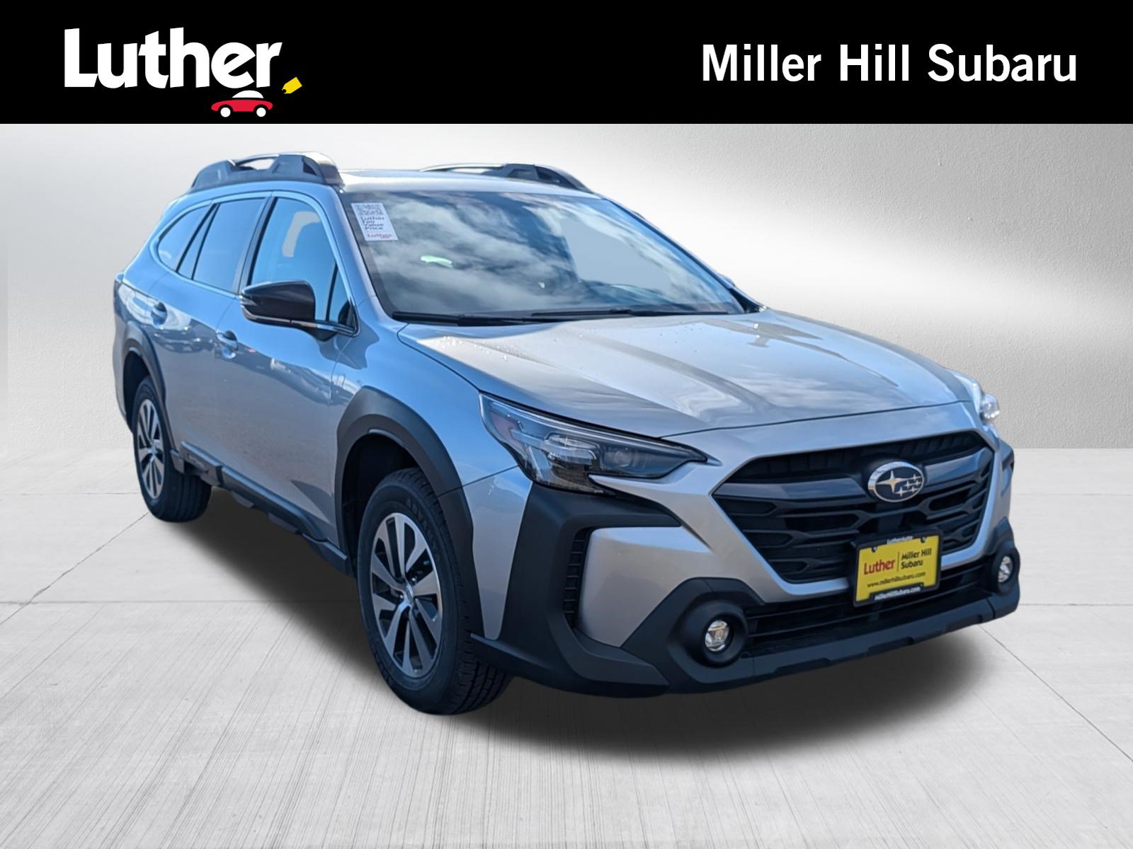 Used 2025 Subaru Outback Premium AWD/4WD image 1