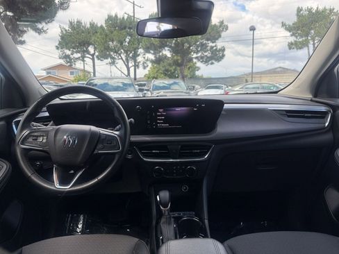 Used 2025 Buick Encore GX Preferred image 30