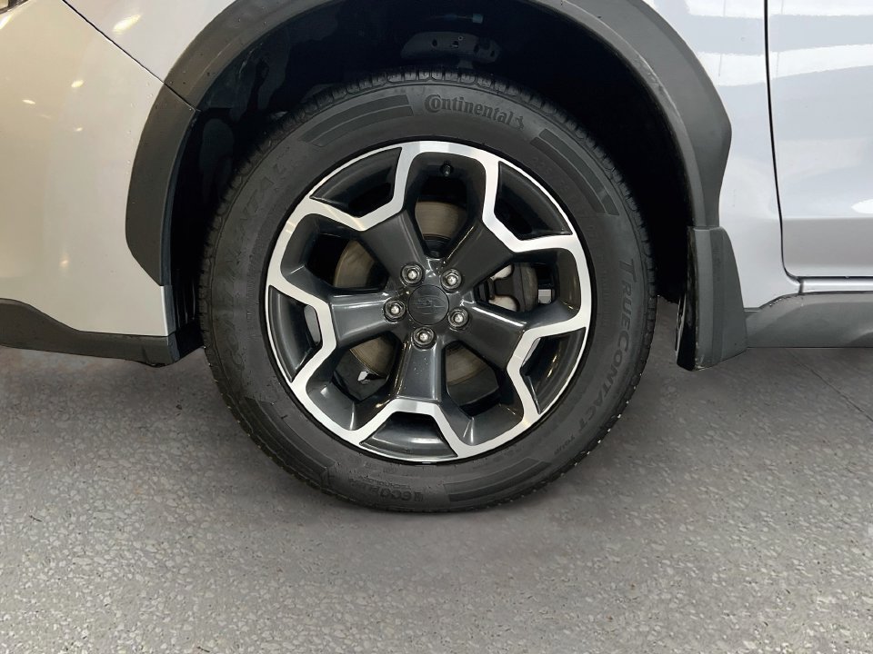 Used 2014 Subaru Crosstrek 2.0i Premium w/ Moonroof Package AWD/4WD image 29