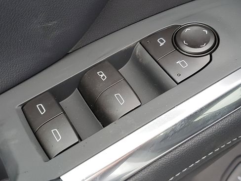 New 2026 Chevrolet Traverse LT w/ Midnight/Sport Edition image 23