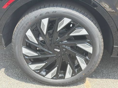 New 2026 Lincoln Nautilus Reserve AWD/4WD image 18