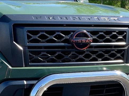 Used 2022 Nissan Frontier PRO-4X w/ Technology Package AWD/4WD image 30