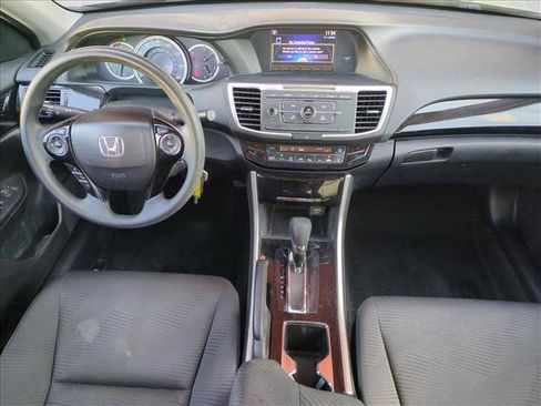 Used 2017 Honda Accord LX image 16