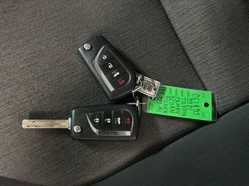 Used 2021 Toyota Camry LE w/ Carpet Mat Package (TMS) FWD image 23