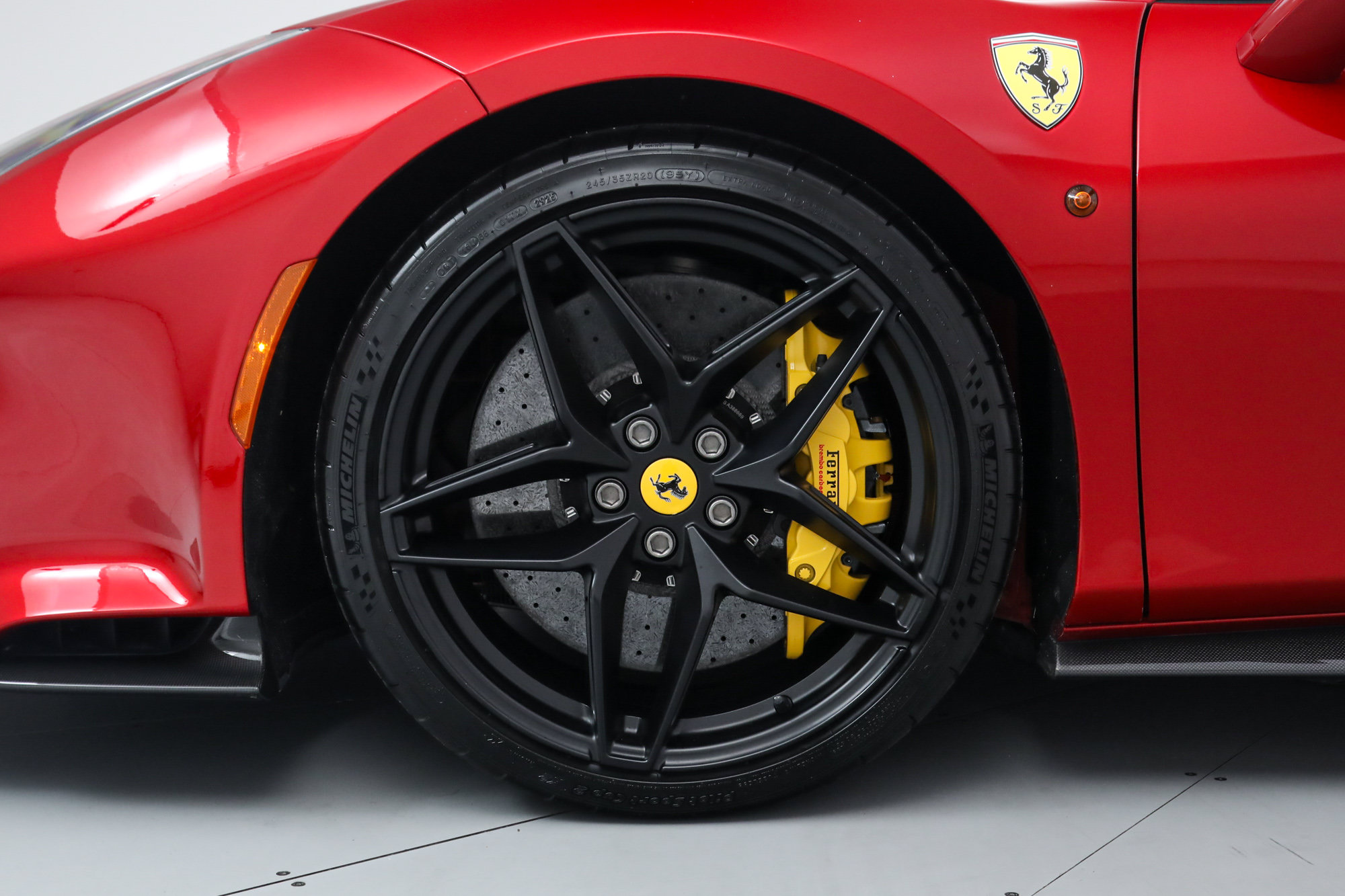 Certified 2020 Ferrari 488 Pista Spider RWD image 43