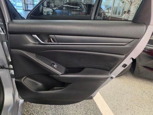 Used 2019 Honda Accord Sport image 29