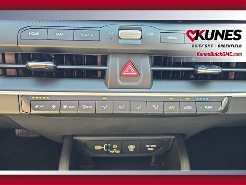 Used 2025 Kia K4 FWD image 21