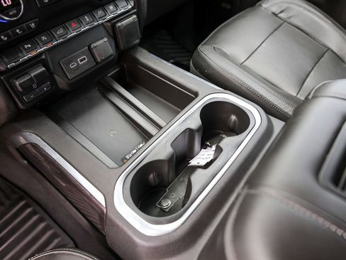 Used 2020 Chevrolet Silverado 1500 LTZ w/ LTZ Texas Edition RWD image 22