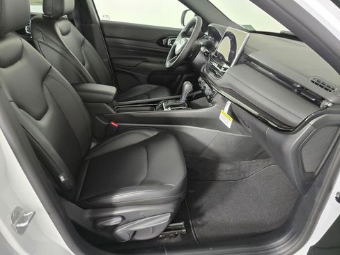 New 2026 Jeep Compass Limited image 27