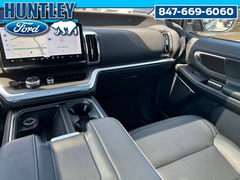Used 2025 Ford Expedition Max Platinum w/ Stealth Appearance Package image 23