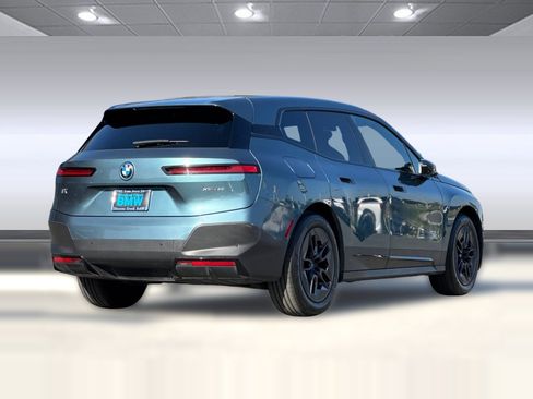 Certified 2023 BMW iX xDrive50 w/ Premium Package AWD/4WD image 8
