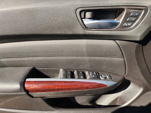 Used 2015 Acura TLX w/ Technology Package image 23
